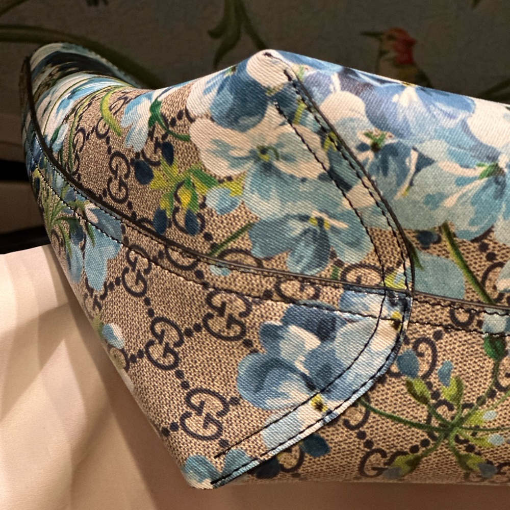 Gucci Blooms Tote Reversible Floral/Navy Bag - NWT - Picture 11 of 15